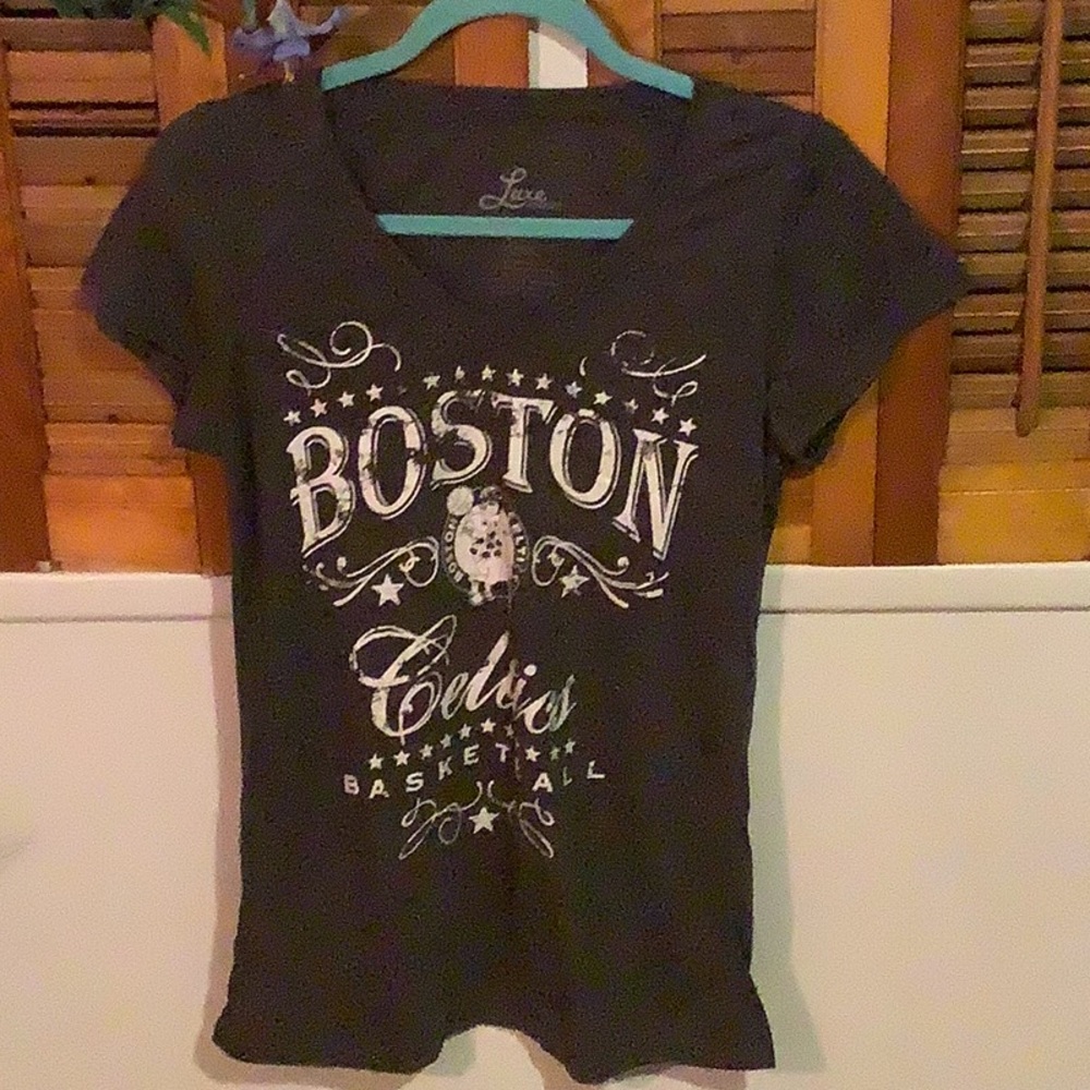 Celtics tee